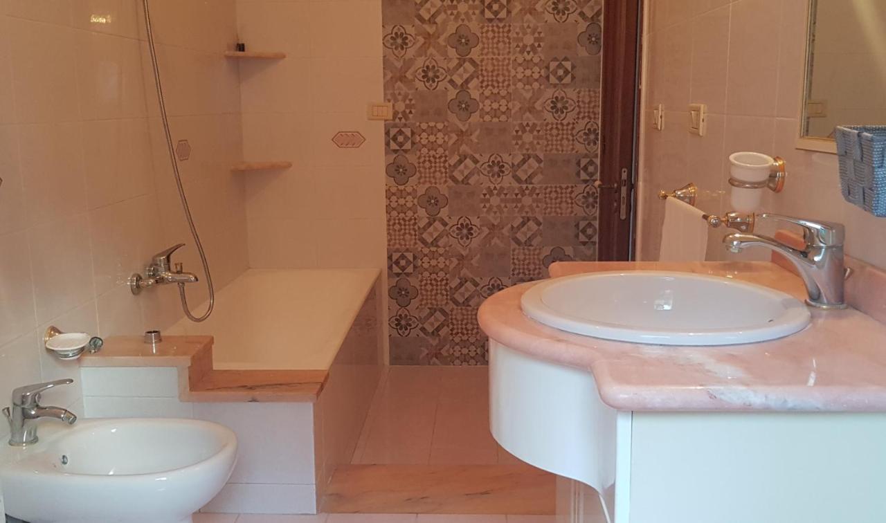 B&B La Costa Di Naxos Джардини-Наксос Экстерьер фото